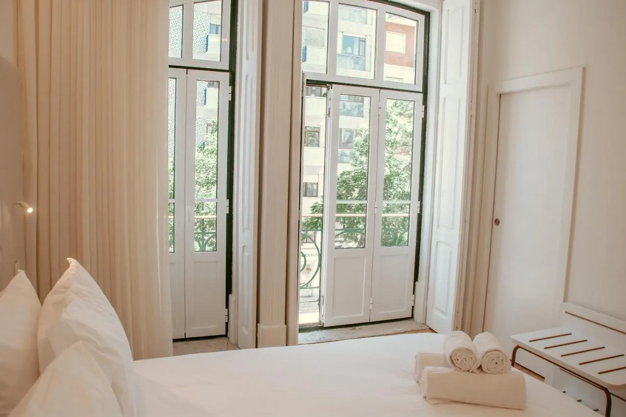Le Premier Lisbon Suites 3*,