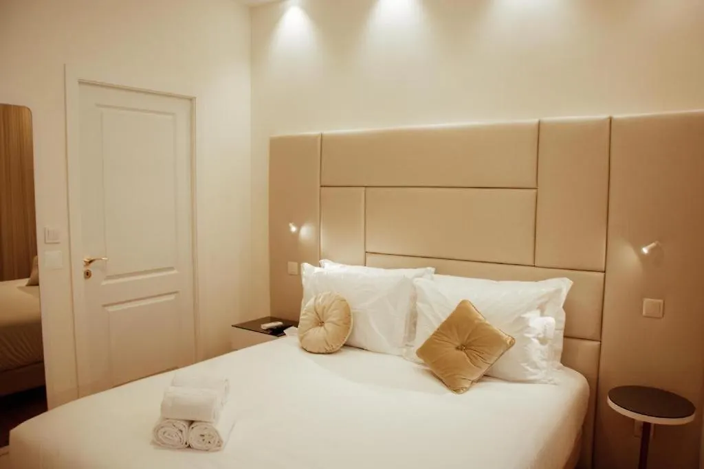 Le Premier Lisbon Suites